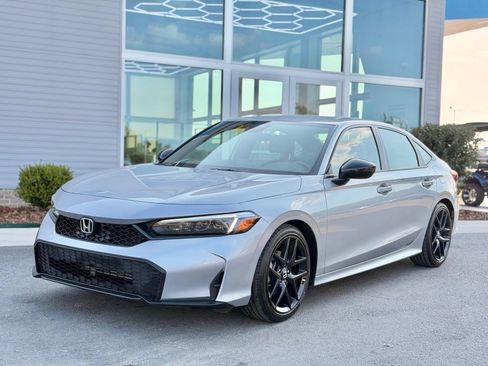 Used 2025 Honda Civic Sport image 12