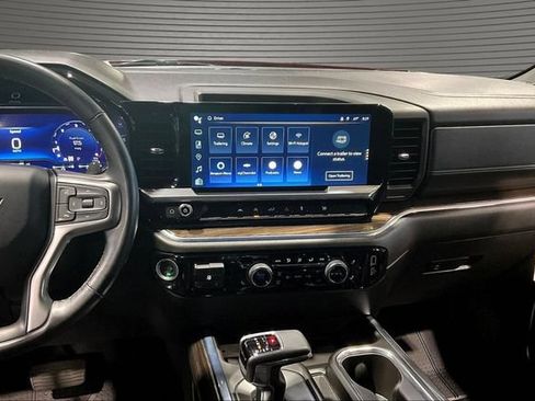 Certified 2024 Chevrolet Silverado 1500 RST w/ Convenience Package II AWD/4WD image 10