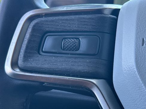 Used 2023 Rivian R1S Adventure AWD/4WD image 32