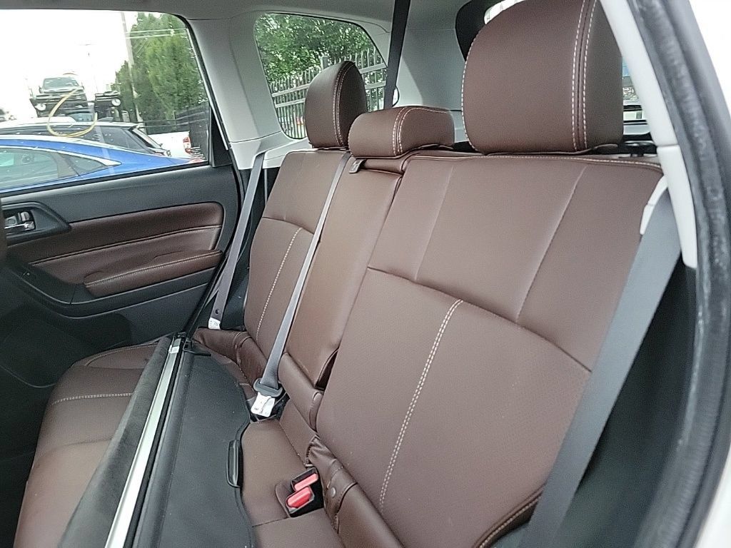 Used 2018 Subaru Forester 2.5i Touring w/ Popular Package #3B AWD/4WD image 14