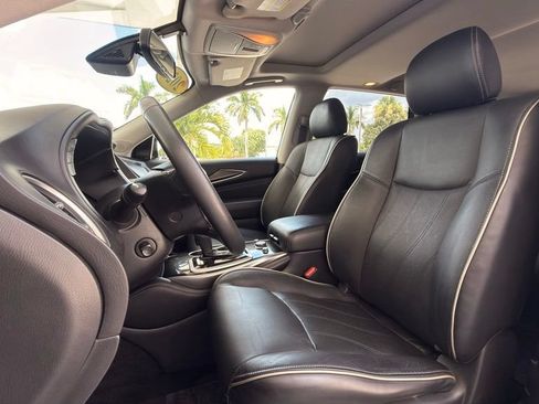 Used 2020 INFINITI QX60 Luxe w/ Essential Package FWD image 4