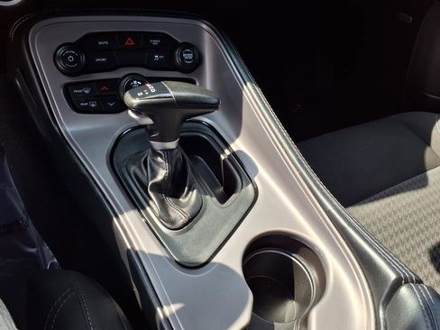 Used 2023 Dodge Challenger SXT image 19