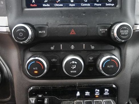 Used 2020 RAM 1500 Big Horn AWD/4WD image 25