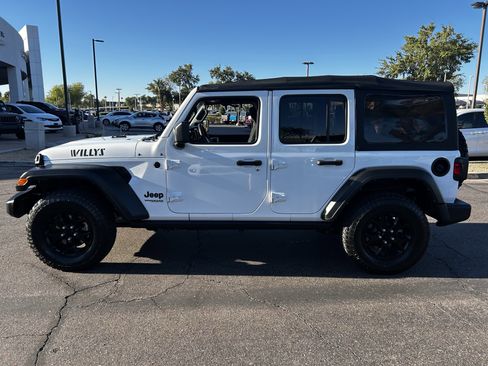 Certified 2022 Jeep Wrangler Unlimited Sport image 3