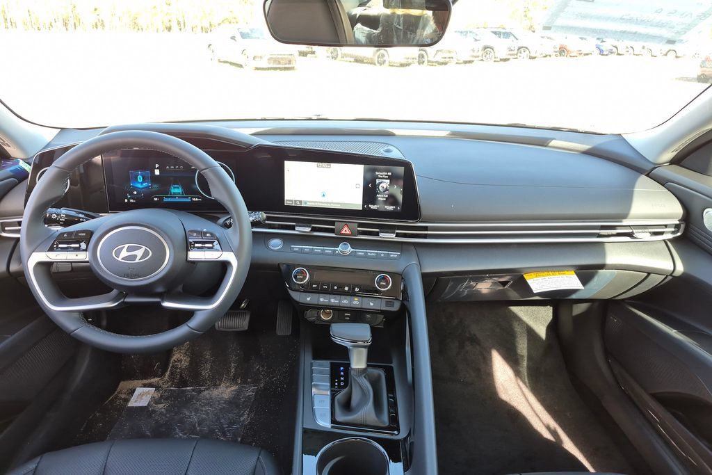 New 2026 Hyundai Elantra Limited FWD image 22