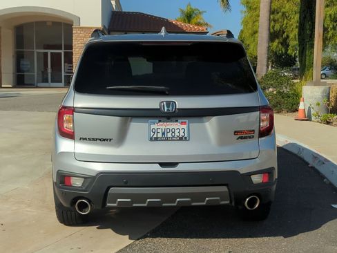 Used 2023 Honda Passport TrailSport image 4