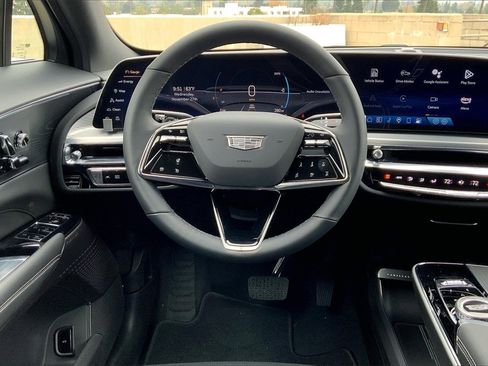 New 2025 Cadillac Lyriq Sport image 23