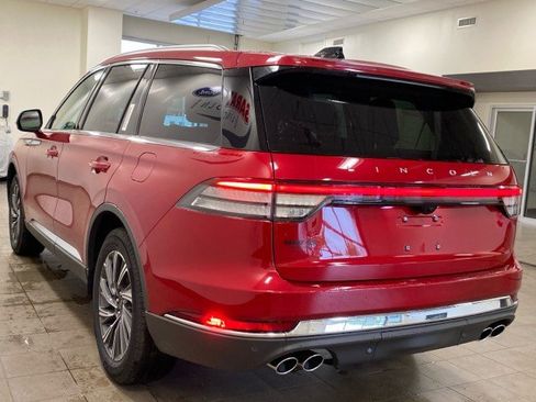 New 2025 Lincoln Aviator AWD w/ Equipment Group 101A image 13