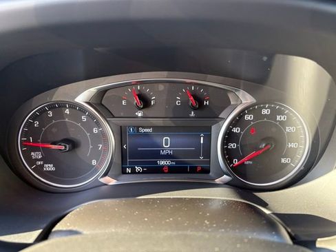 Certified 2023 GMC Acadia SLE w/ Driver Convenience Package image 23