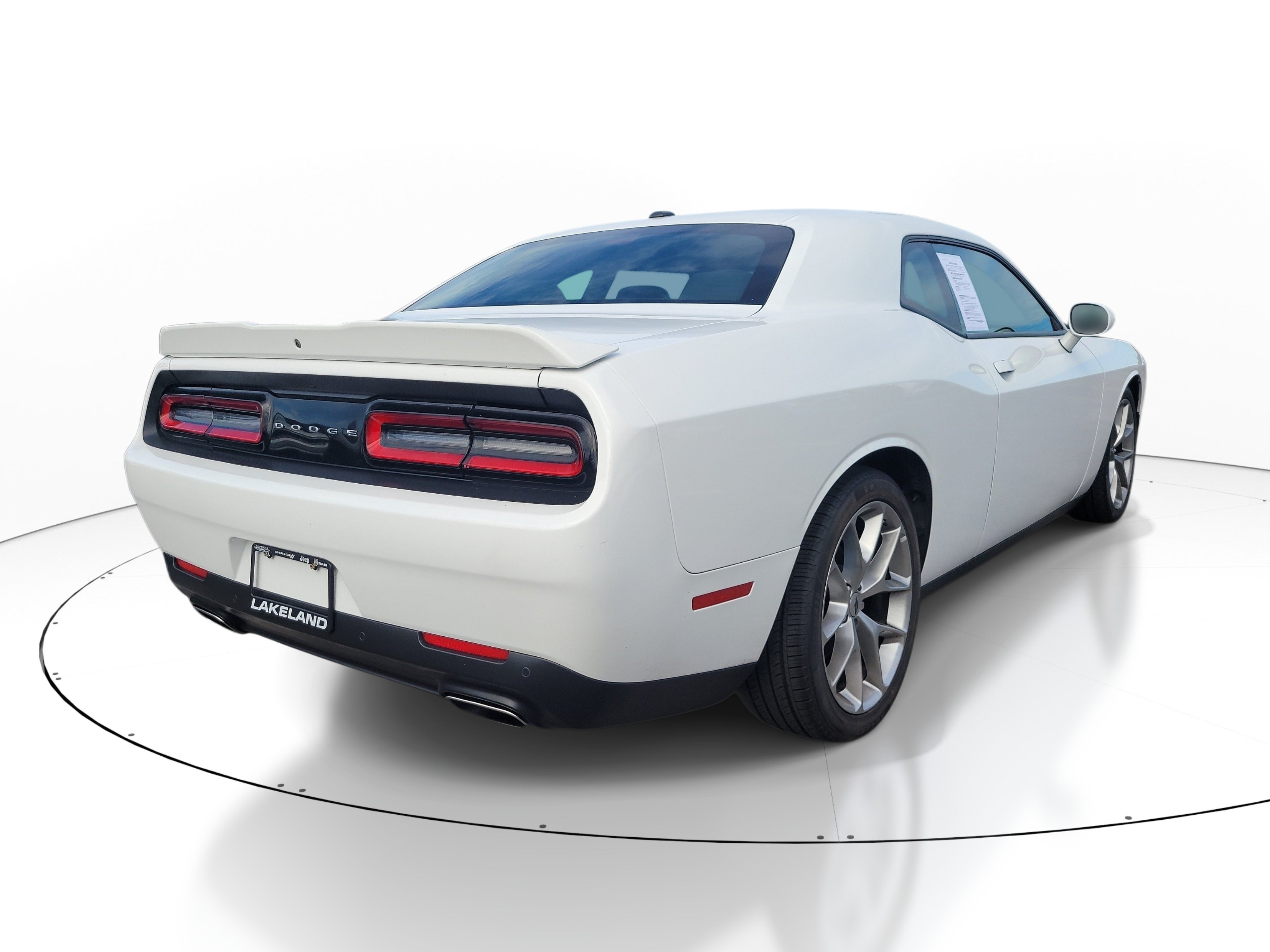 Used 2022 Dodge Challenger GT RWD image 4