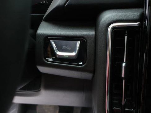 New 2026 GMC Yukon XL Denali w/ Sun & Power Step Package AWD/4WD image 30