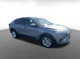 Used 2025 Buick Envista Preferred video 2