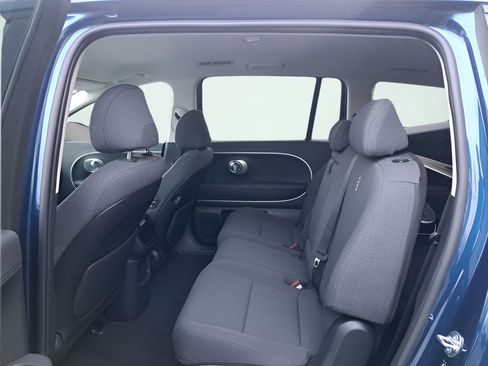 New 2026 Hyundai Ioniq 9 SE AWD/4WD image 13