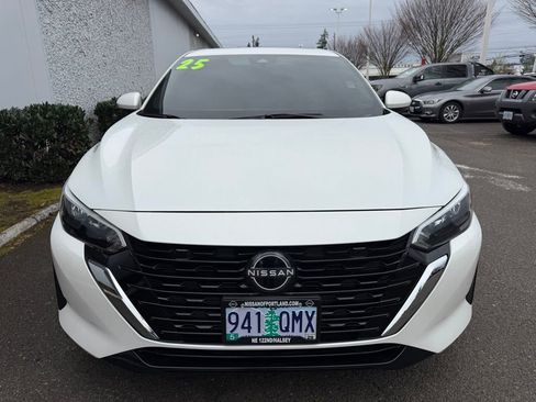 Certified 2025 Nissan Sentra SV w/ SV Premium Package image 5