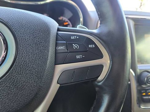 Used 2016 Jeep Grand Cherokee Limited 75th Anniversary AWD/4WD image 20