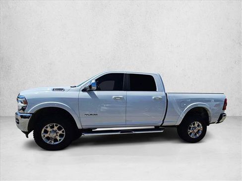 Used 2022 RAM 2500 Laramie AWD/4WD image 7