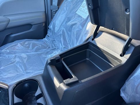 New 2026 Chevrolet Colorado ZR2 w/ ZR2 Bison Edition image 28