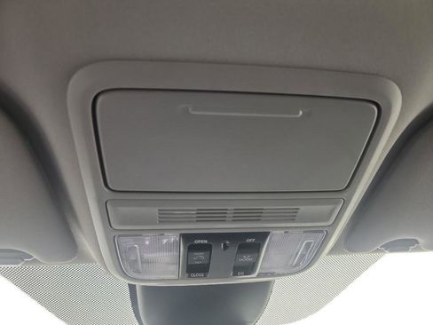 Certified 2024 Honda Odyssey EX-L image 34