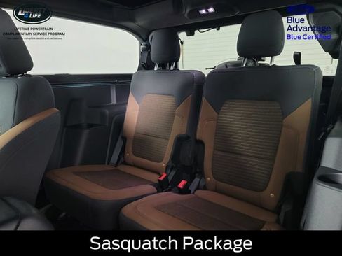 Certified 2023 Ford Bronco Outer Banks w/ Sasquatch Package AWD/4WD image 15