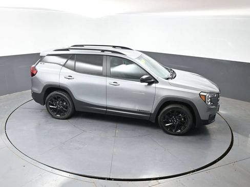 Used 2023 GMC Terrain SLE w/ Driver Convenience Package AWD/4WD image 45