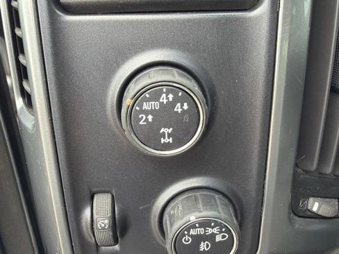 Used 2014 Chevrolet Silverado 1500 LTZ AWD/4WD image 12