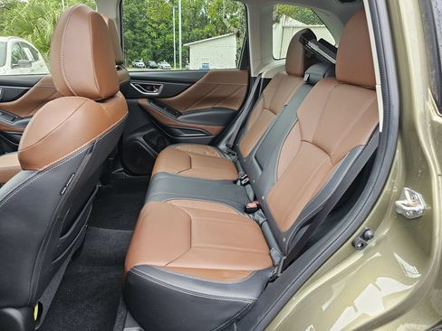 Certified 2023 Subaru Forester Touring AWD/4WD image 16