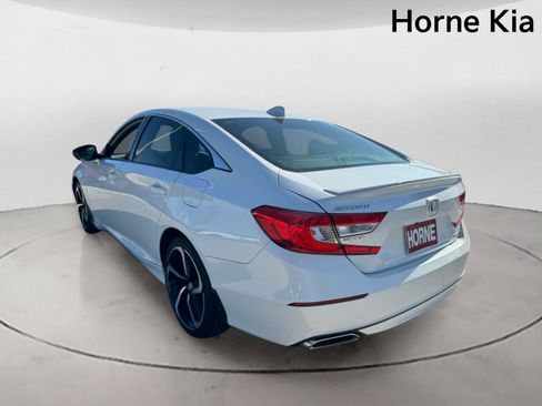 Used 2019 Honda Accord Sport image 5