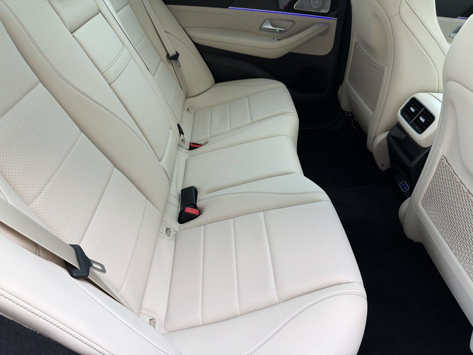 Used 2026 Mercedes-Benz GLE 350 4MATIC image 32