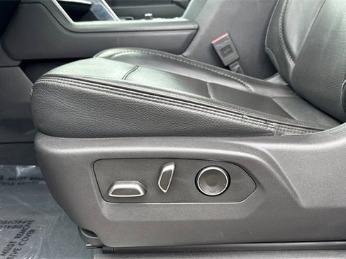 Used 2025 GMC Sierra 3500 Denali image 13