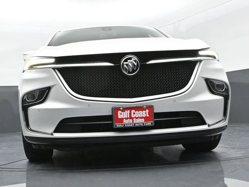Used 2023 Buick Enclave Essence w/ Sport Touring Edition image 33