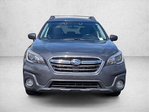 Used 2019 Subaru Outback 2.5i Premium AWD/4WD image 2