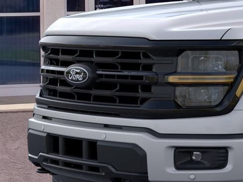 New 2026 Ford F150 XLT w/ Equipment Group 302A MID AWD/4WD image 18