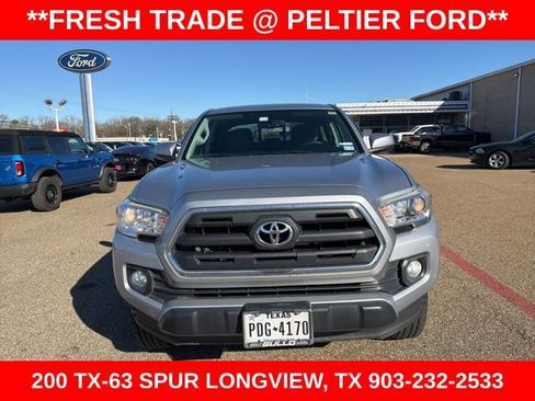 Used 2017 Toyota Tacoma SR5 w/ Tow Package image 2