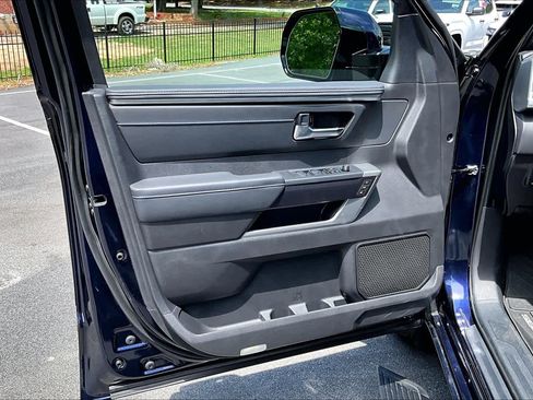 Certified 2025 Toyota Sequoia Platinum AWD/4WD image 22