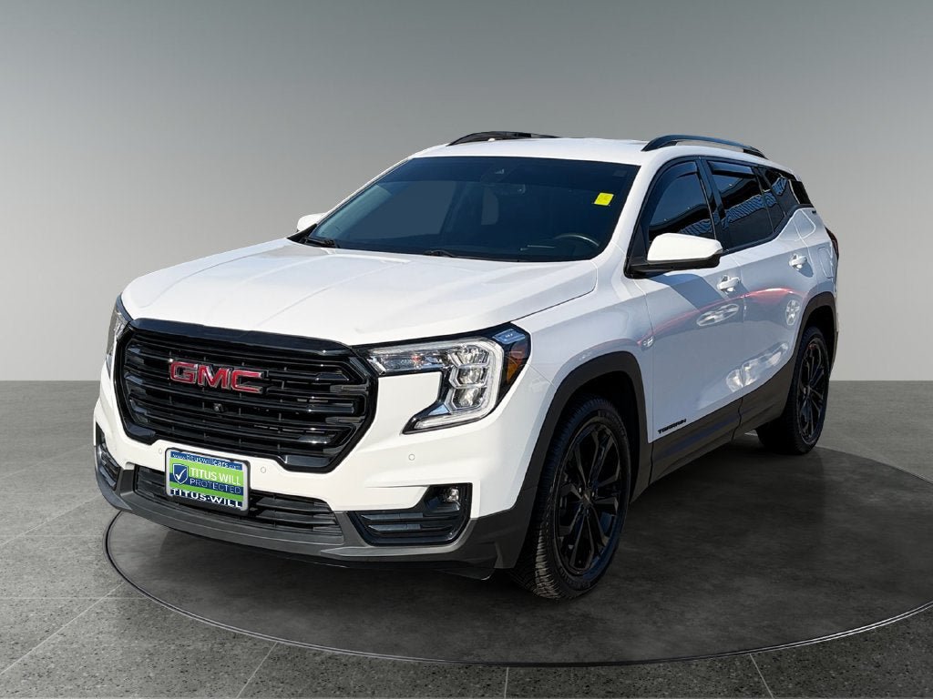 Used 2022 GMC Terrain SLT w/ Tech Package AWD/4WD image 4