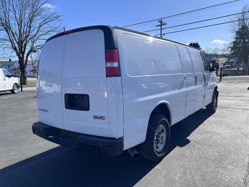 Used 2019 GMC Savana 2500 Extended image 4