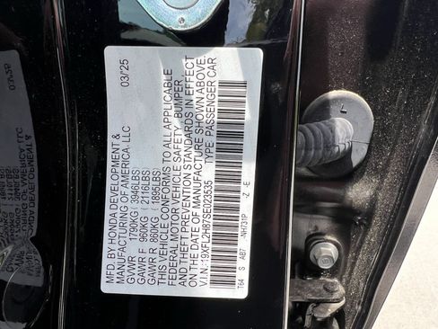 Used 2025 Honda Civic Sport image 37