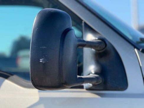 Used 2001 Ford F350 XLT image 8