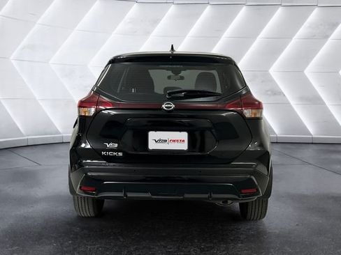 Used 2024 Nissan Kicks S FWD image 5