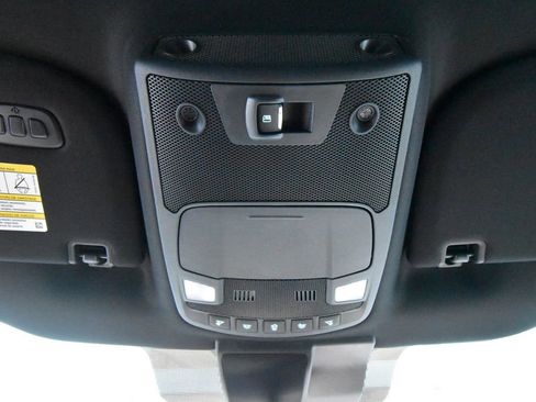 Used 2022 Ford F250 Platinum AWD/4WD image 27