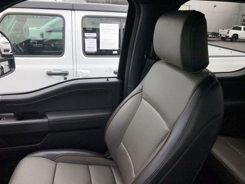 Used 2025 Ford F150 Lariat w/ Equipment Group 501A Mid AWD/4WD image 24