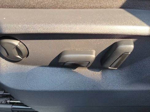 Certified 2021 Volkswagen Atlas SE w/ Panoramic Sunroof Package FWD image 20