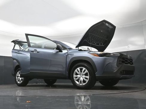 Used 2026 Toyota Corolla Cross L FWD image 34