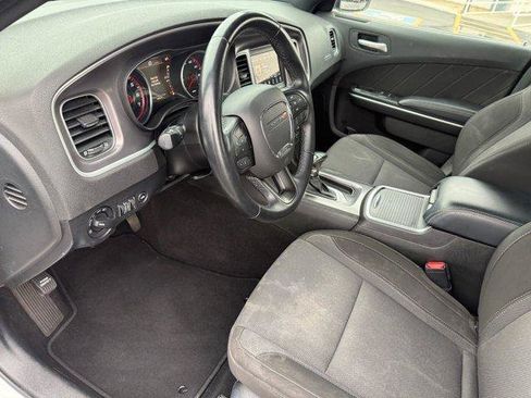 Used 2022 Dodge Charger SXT image 21