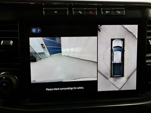 Certified 2024 Ford F250 Lariat w/ Lariat Ultimate Package image 2