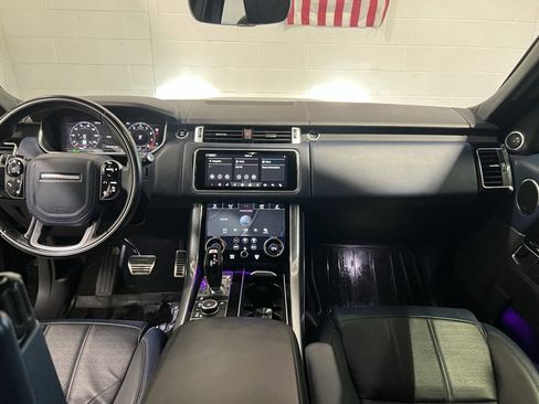 Used 2018 Land Rover Range Rover Sport HSE Dynamic image 8