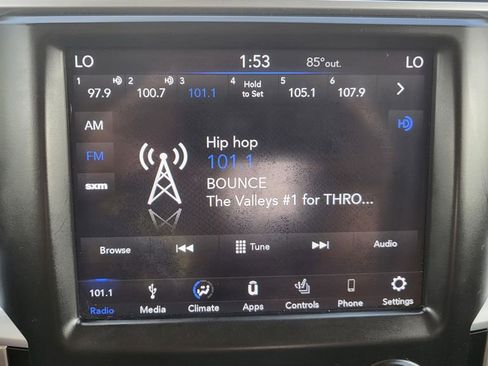 Used 2019 RAM 1500 Classic SLT w/ Luxury Group AWD/4WD image 32