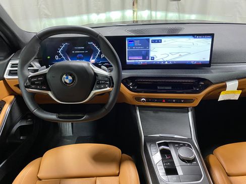 Certified 2025 BMW 330i xDrive Sedan w/ Convenience Package image 8