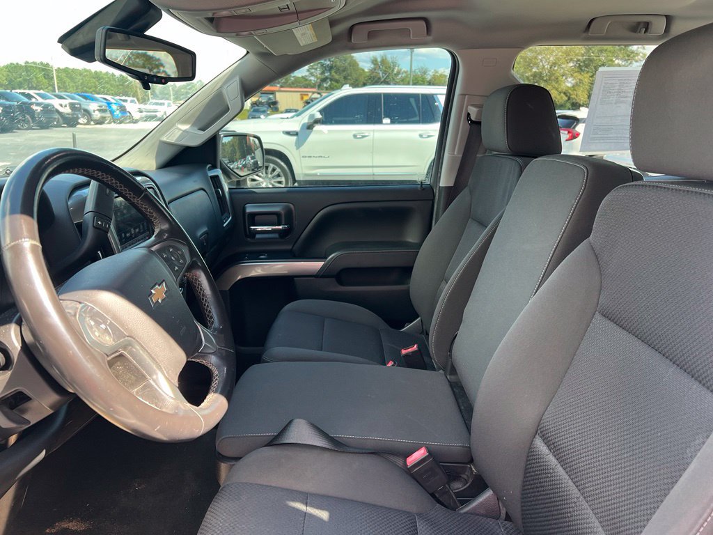 Used 2018 Chevrolet Silverado 1500 LT w/ LT Eassist Package RWD image 12