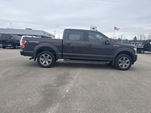 Used 2018 Ford F150 XLT w/ Equipment Group 302A Luxury image 4